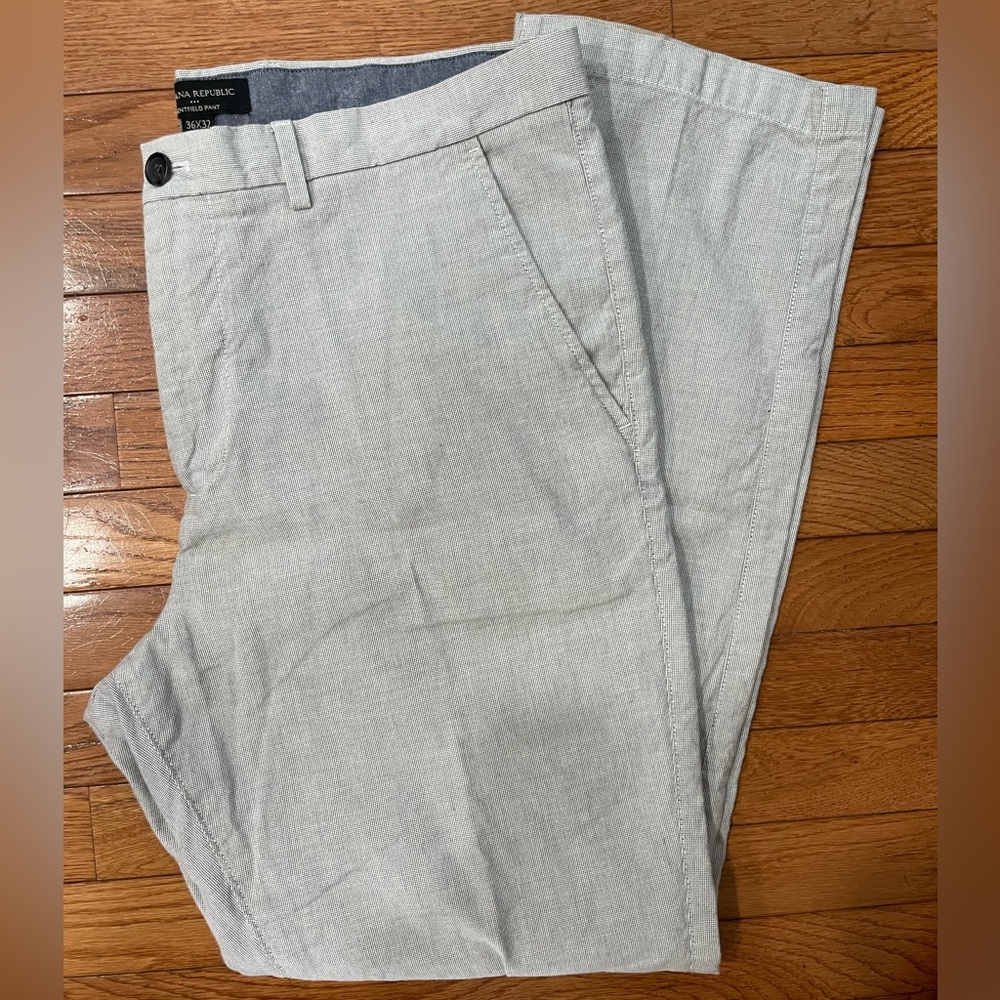 Banana Republic - Kentfield pant- 36/32 - gray